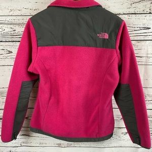 The North Face Denali Fleece Jacket. Excellent condition.